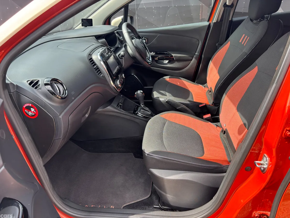 Renault Captur Hatchback, Petrol, 2017, Orange