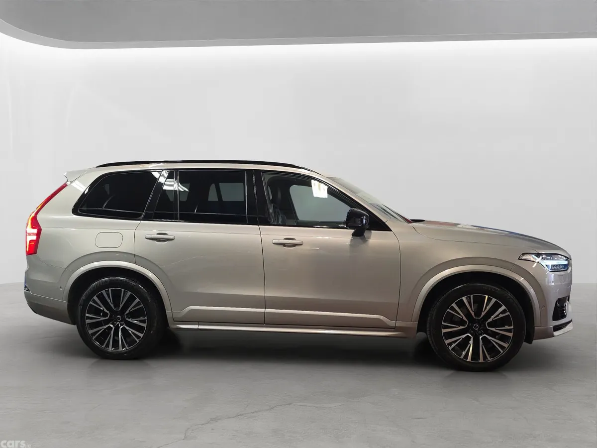 Volvo XC90 SUV, Petrol Plug-in Hybrid, 2023, Grey