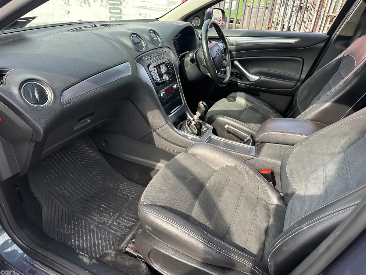 Ford Mondeo Hatchback, Diesel, 2010, Blue