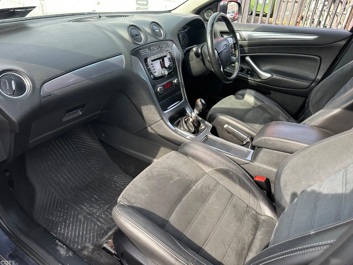 Ford Mondeo Hatchback, Diesel, 2010, Blue