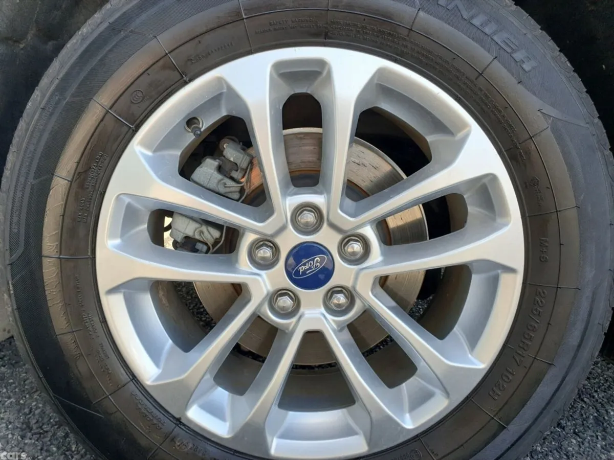 Ford Kuga SUV, Petrol Plug-in Hybrid, 2023, White