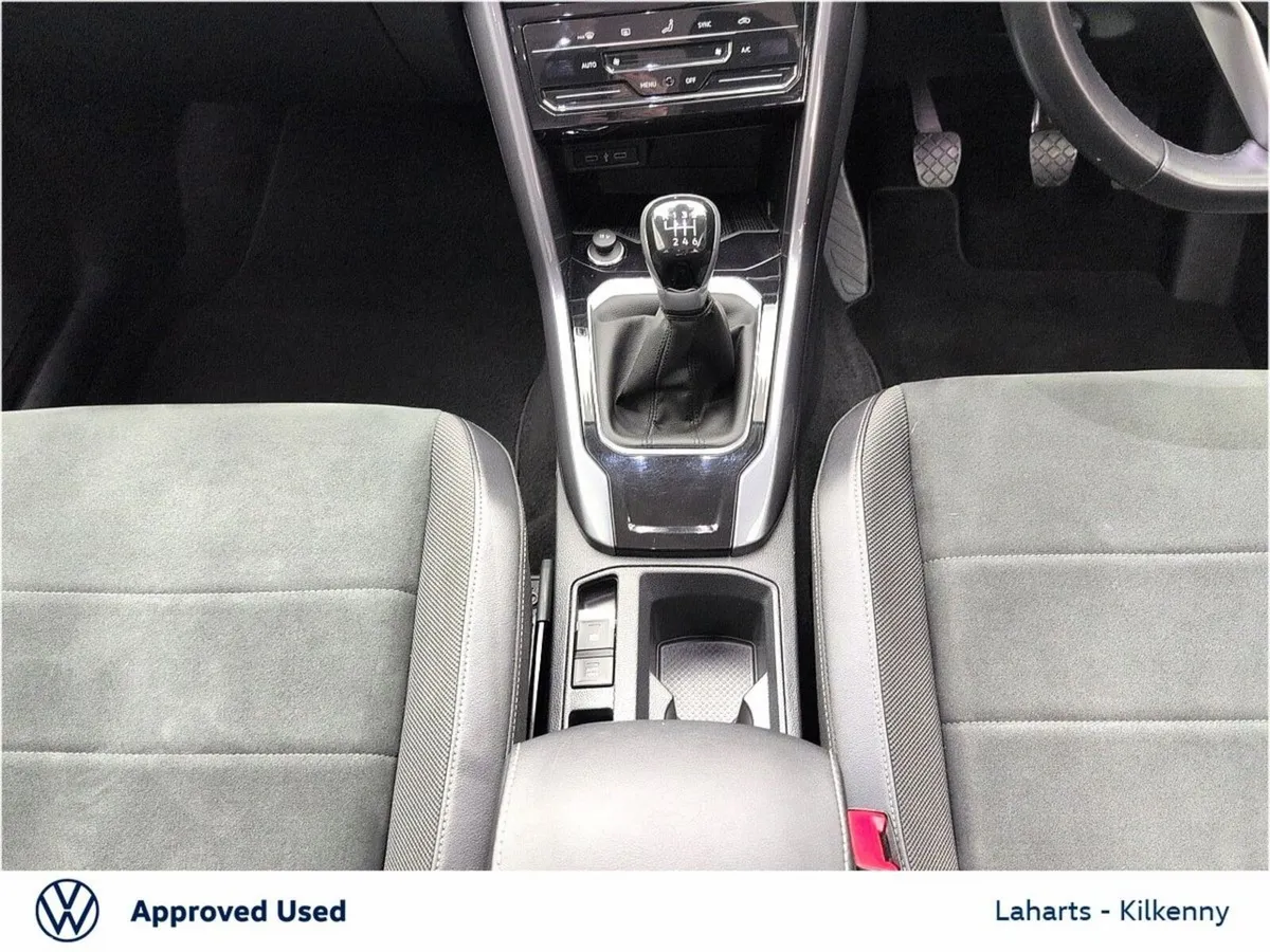 Volkswagen T-Roc SUV, Petrol, 2023, Black