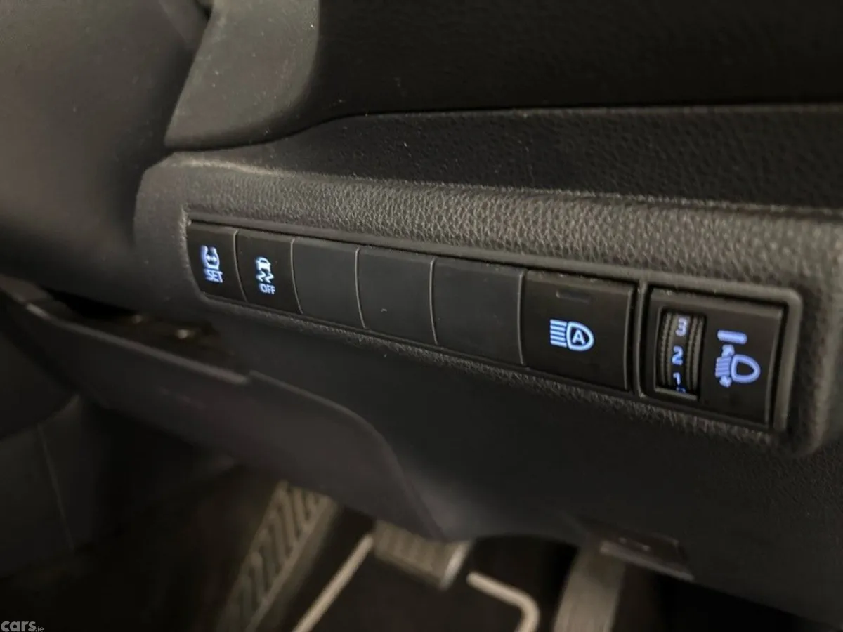 Toyota Corolla Saloon, Petrol Hybrid, 2019, Black