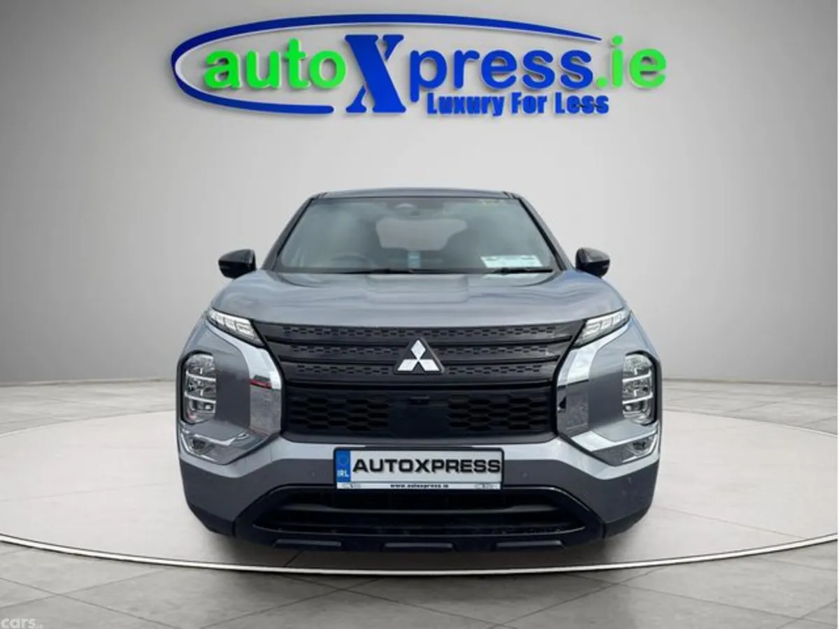 Mitsubishi Outlander SUV, Petrol Plug-in Hybrid, 2023, Grey