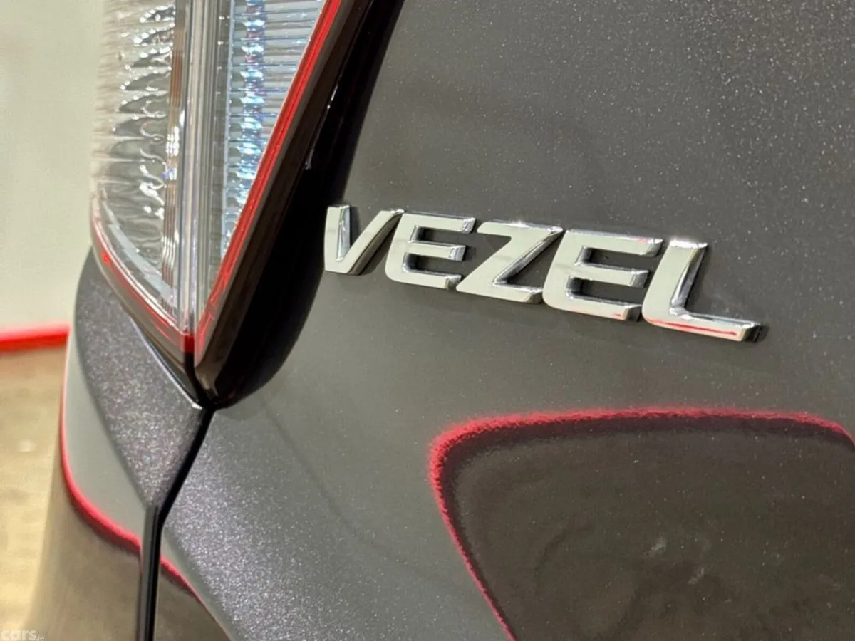 Honda Vezel SUV, Petrol Hybrid, 2017, Blue