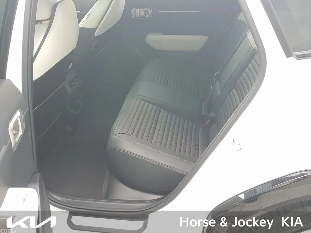 Kia EV4 Hatchback, Electric, 2026, White