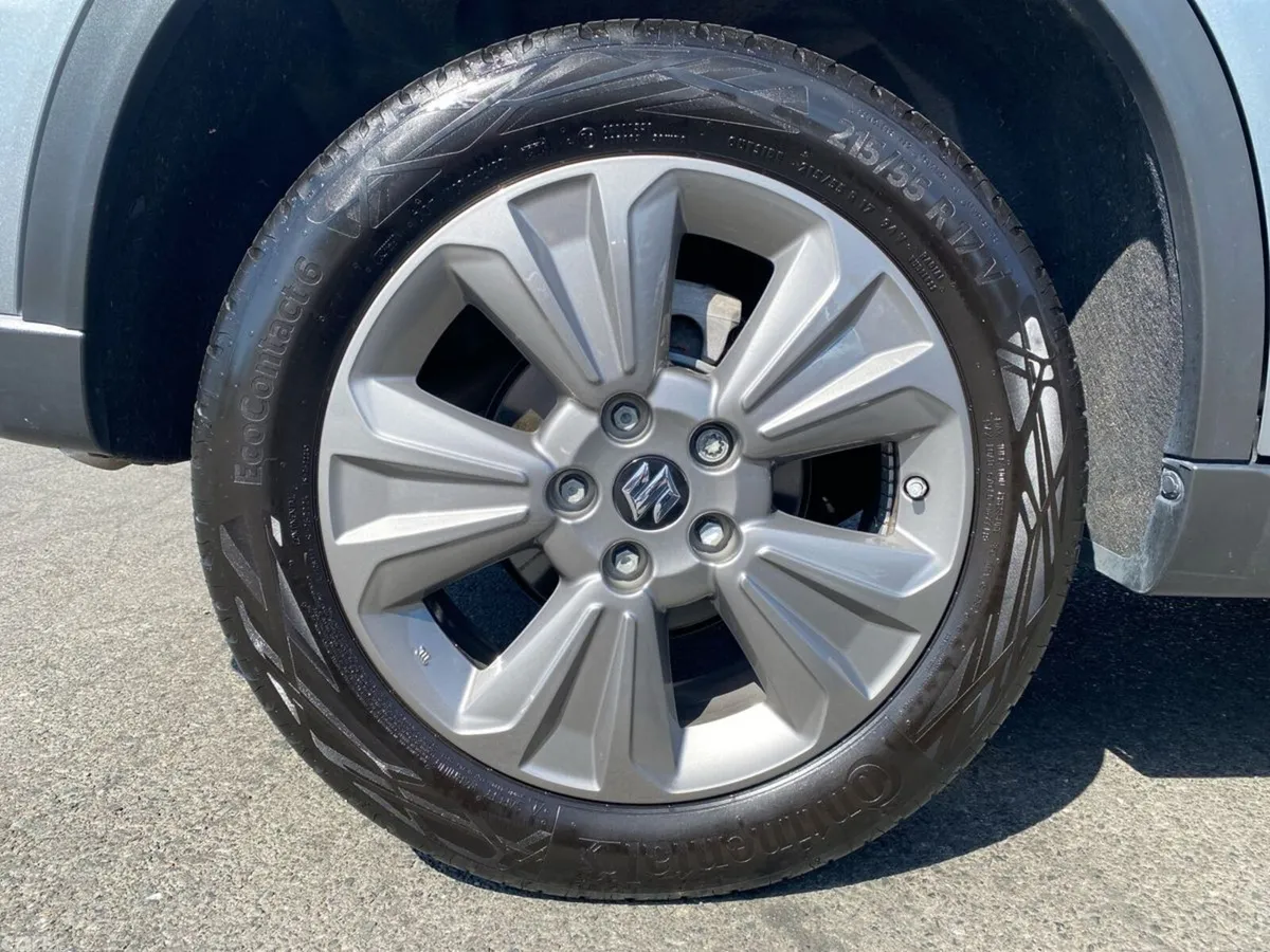 Suzuki Vitara SUV, Petrol, 2023, Grey