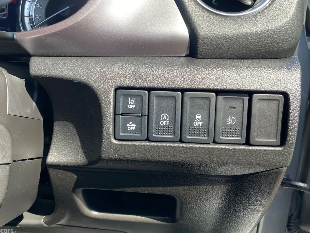 Suzuki Vitara SUV, Petrol, 2023, Grey