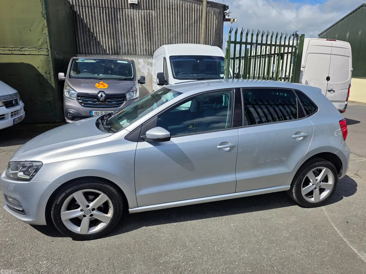 Volkswagen Polo Hatchback, Diesel, 2015, Silver