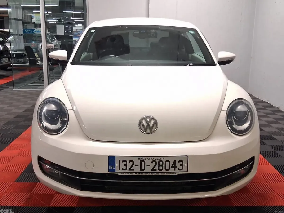 Volkswagen Beetle Hatchback, Petrol, 2013, White