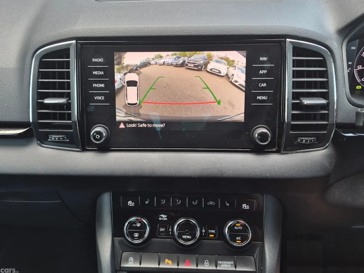 Skoda Karoq Estate, Petrol, 2019, Grey