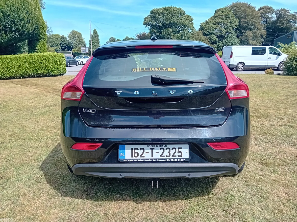 Volvo V40 Hatchback, Diesel, 2016, Black