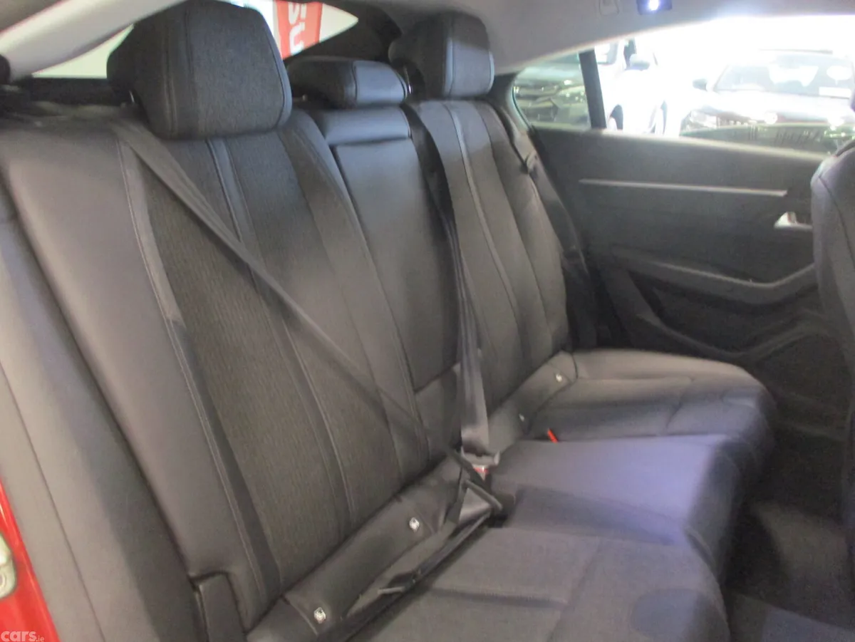 Peugeot 508 Hatchback, Diesel, 2020, Red