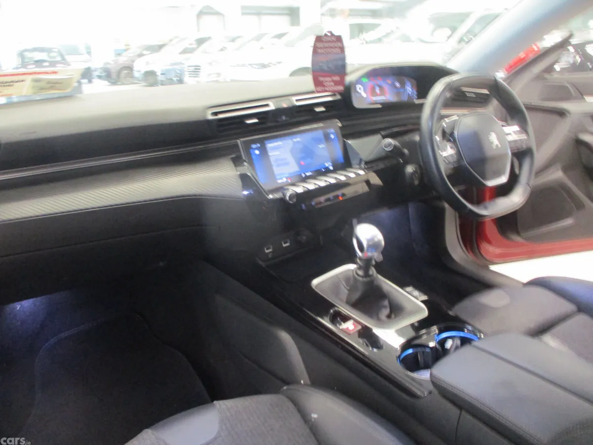 Peugeot 508 Hatchback, Diesel, 2020, Red