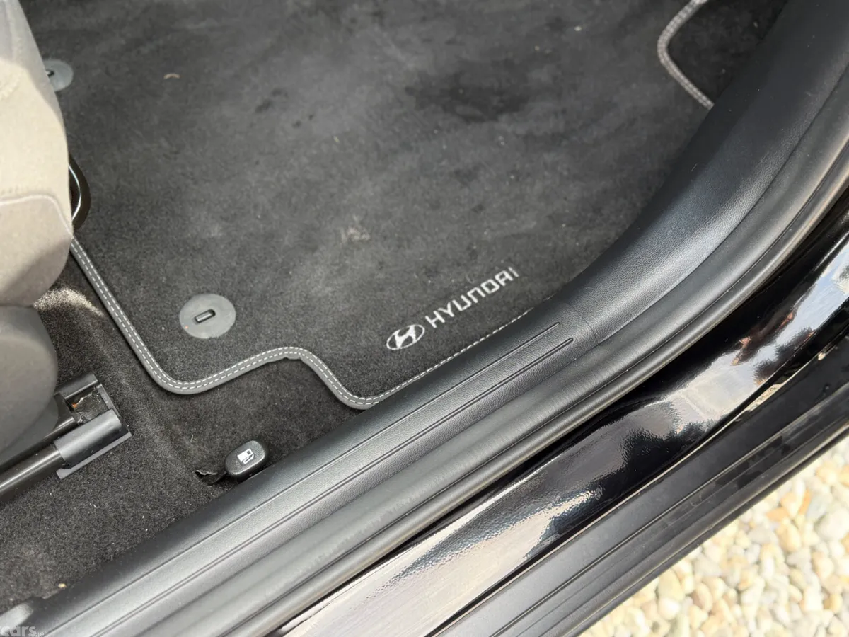 Hyundai KONA MPV, Petrol Hybrid, 2024, Black