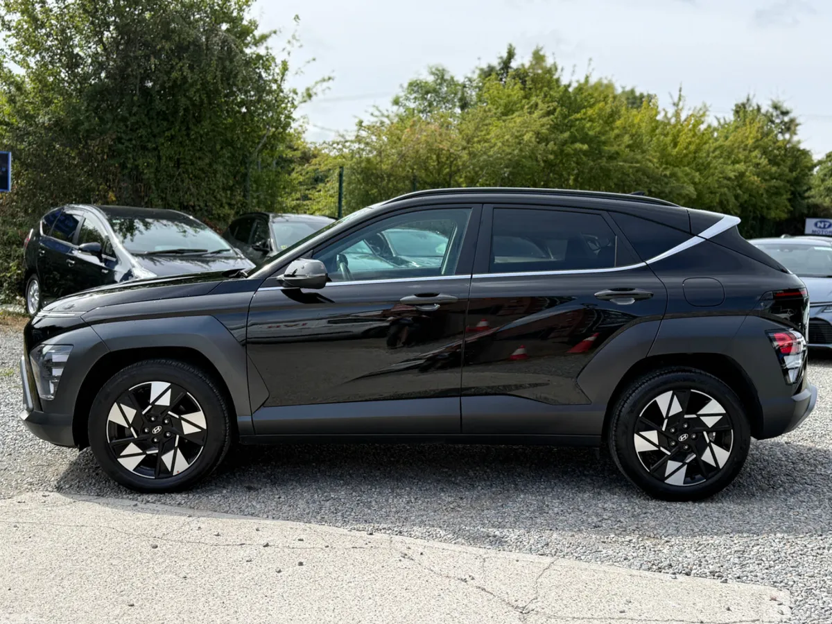 Hyundai KONA MPV, Petrol Hybrid, 2024, Black