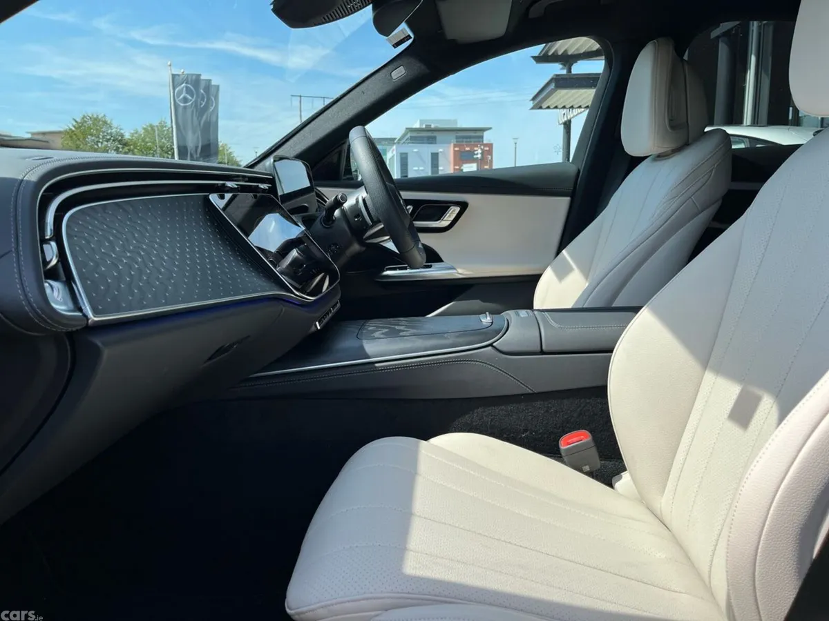 Mercedes-Benz E-Class Saloon, Petrol Plug-in Hybrid, 2026, Black