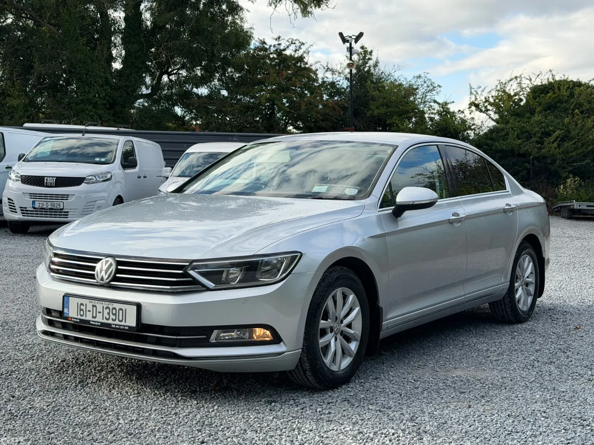 Volkswagen Passat Saloon, Diesel, 2016, Silver