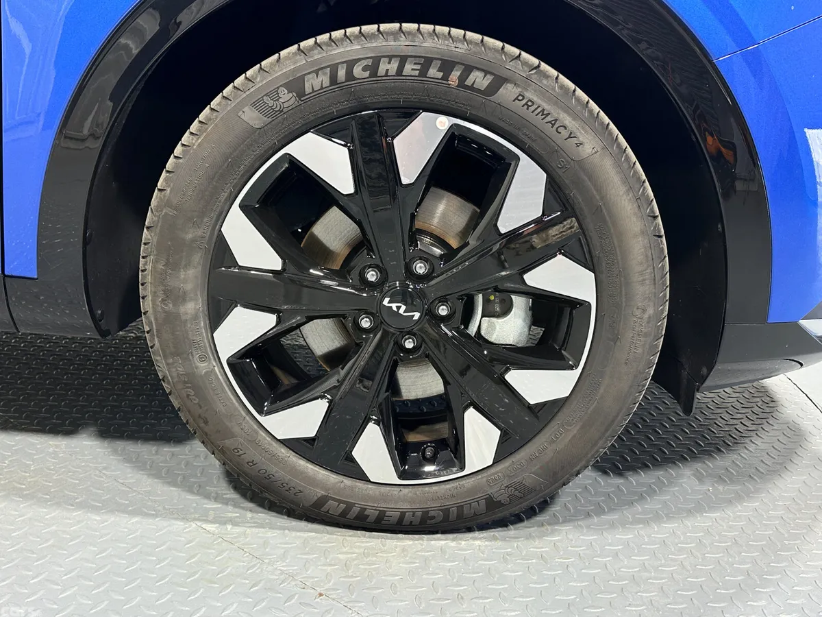 Kia Sportage SUV, Petrol Plug-in Hybrid, 2026, Blue