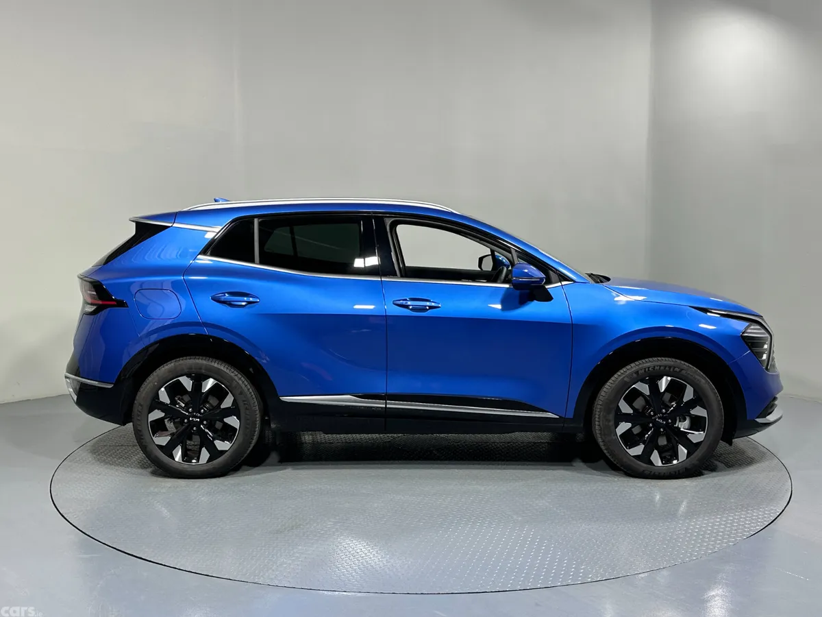 Kia Sportage SUV, Petrol Plug-in Hybrid, 2026, Blue