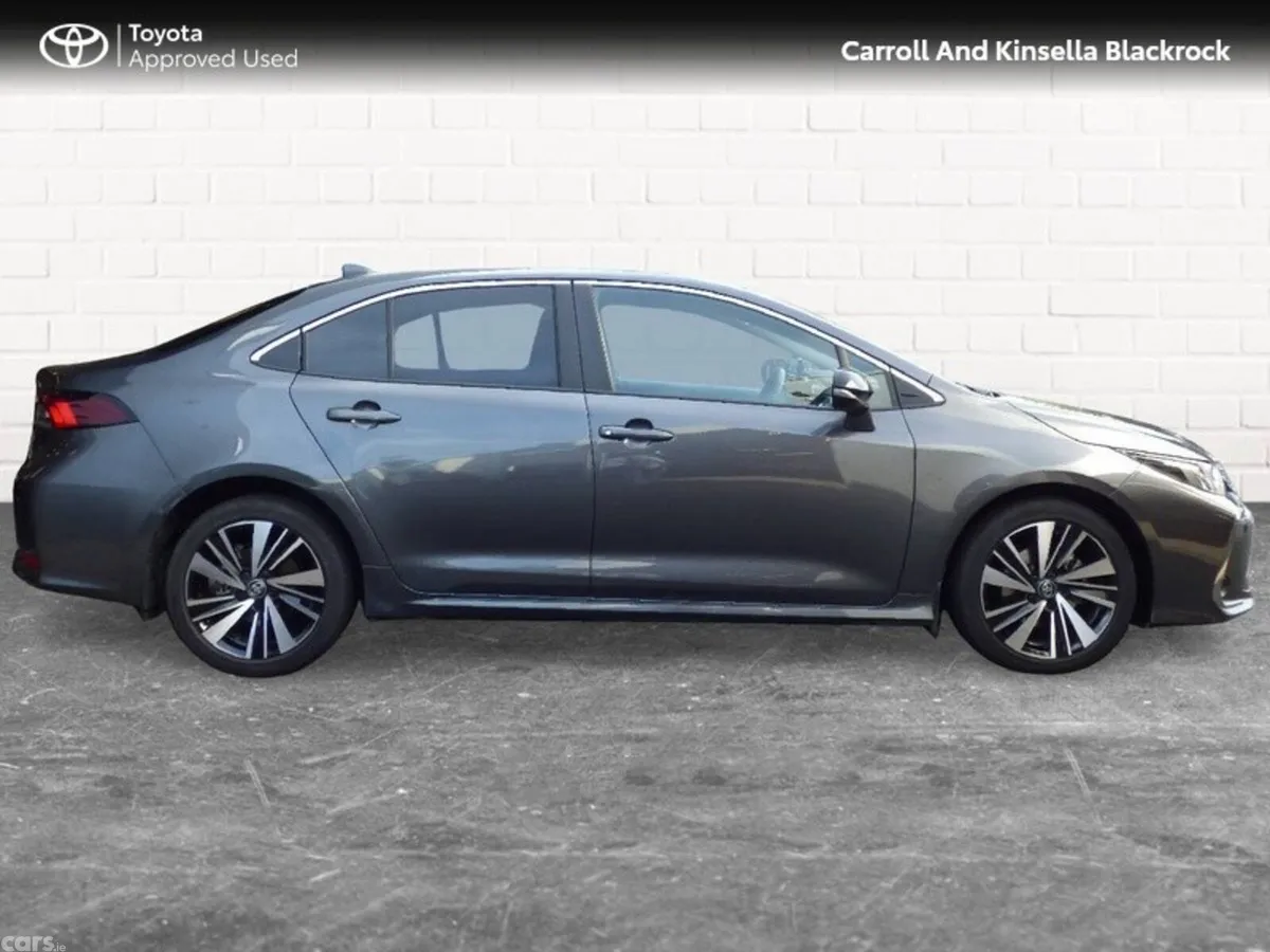 Toyota Corolla Saloon, Petrol Hybrid, 2025, Grey