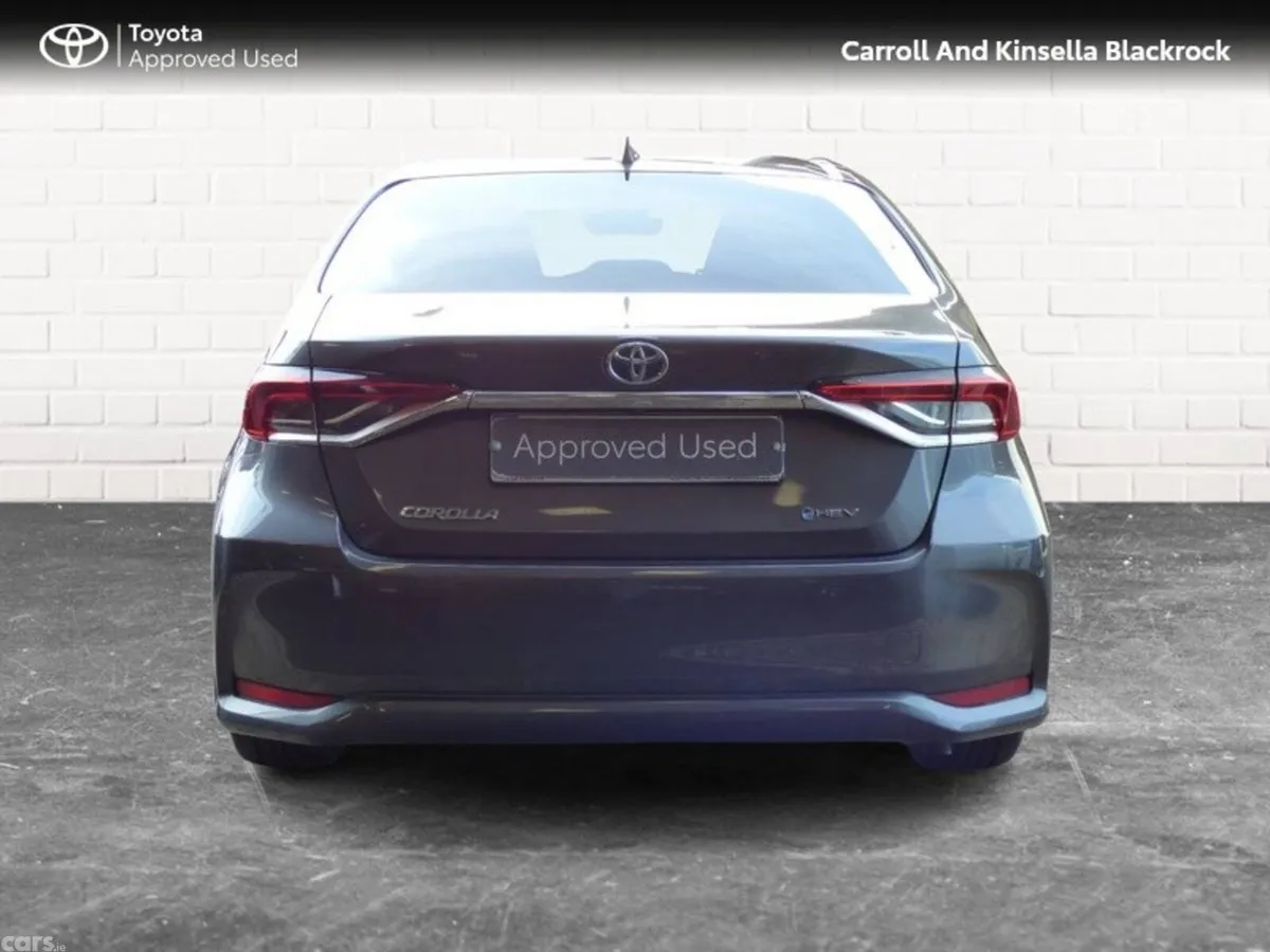 Toyota Corolla Saloon, Petrol Hybrid, 2025, Grey