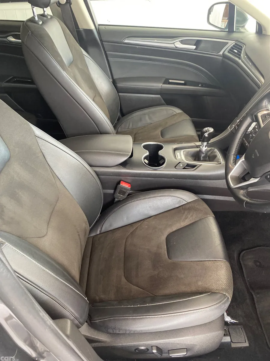 Ford Mondeo Hatchback, Diesel, 2020, Grey
