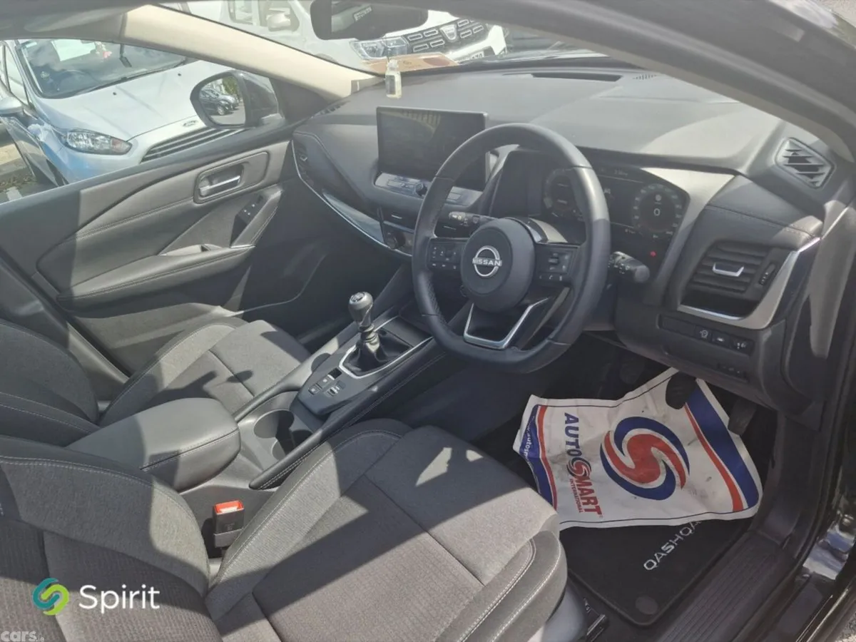 Nissan Qashqai MPV, Petrol, 2023, Black