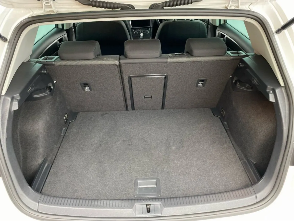 Volkswagen Golf Hatchback, Petrol, 2020, White
