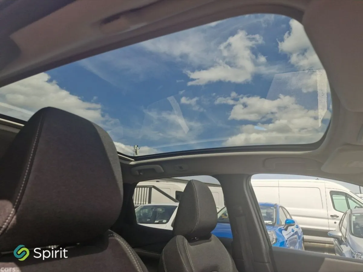 Nissan Qashqai MPV, Petrol, 2023, Black
