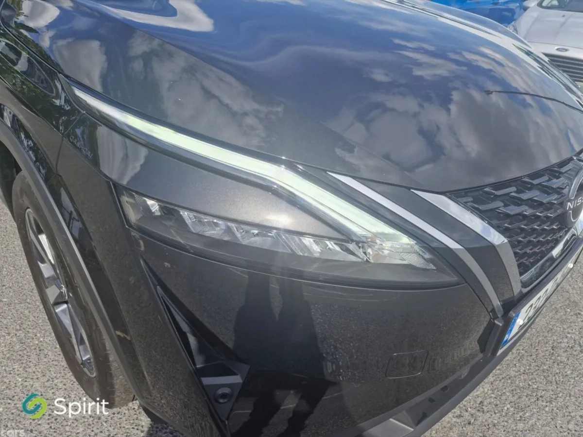 Nissan Qashqai MPV, Petrol, 2023, Black