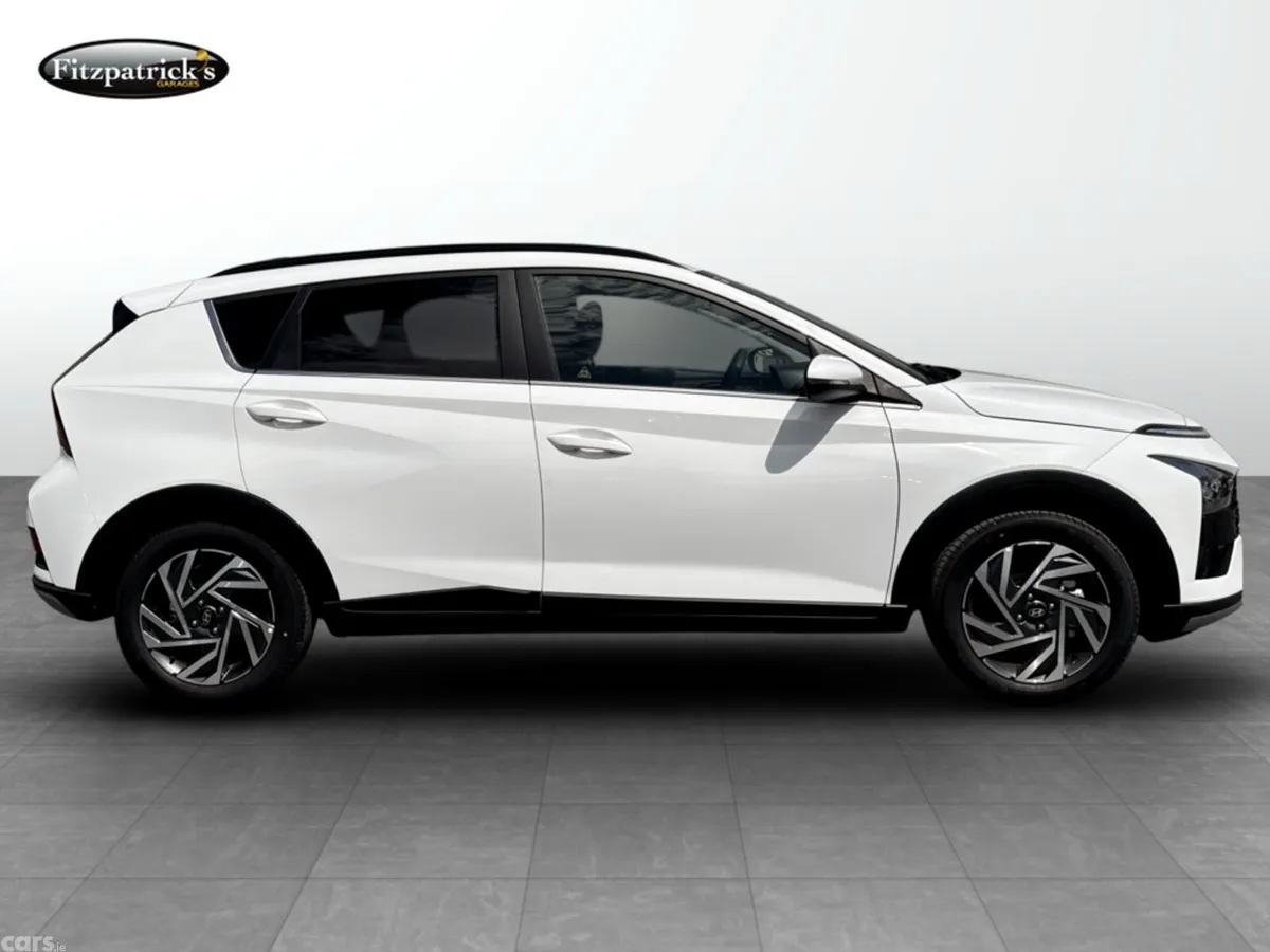 Hyundai Bayon Estate/Jeep, Petrol, 2026, White