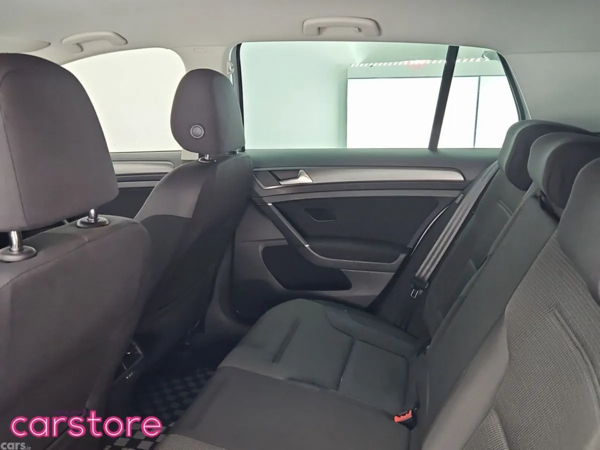 Volkswagen Golf Hatchback, Petrol, 2018, Grey