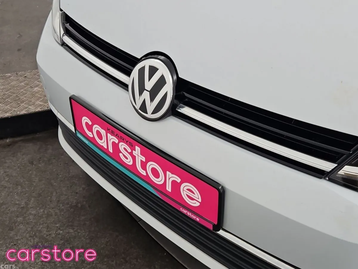 Volkswagen Golf Hatchback, Petrol, 2018, Grey