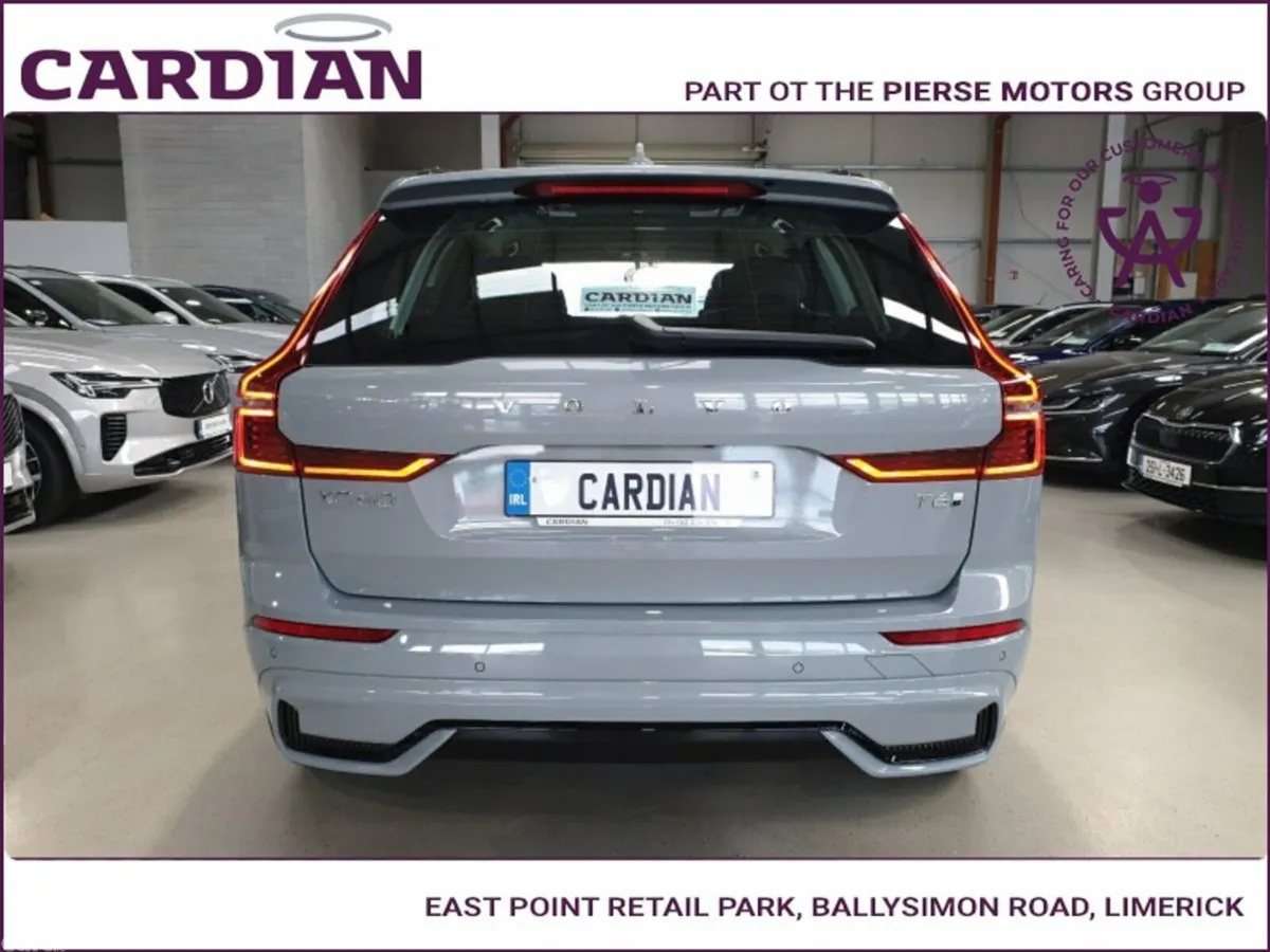 Volvo XC60 SUV, Petrol Hybrid, 2026, Grey