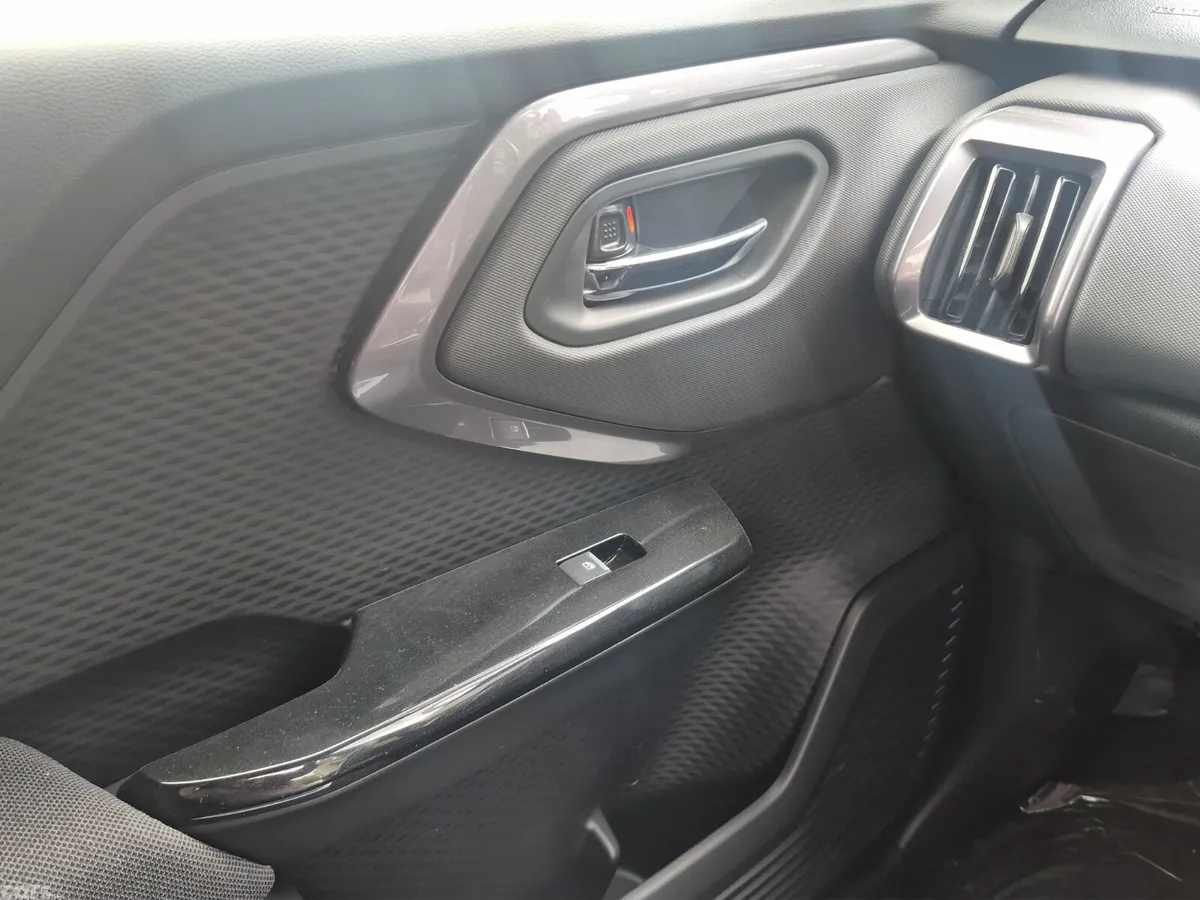 Suzuki e Vitara SUV, Electric, 2026, White