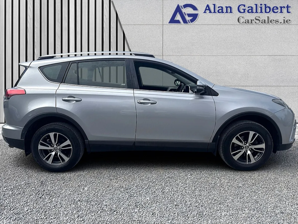 Toyota RAV4 MPV, Diesel, 2017, Grey