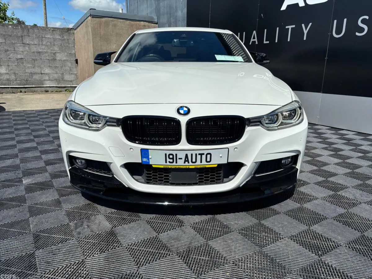 BMW 3-Series Saloon, Petrol Hybrid, 2019, White