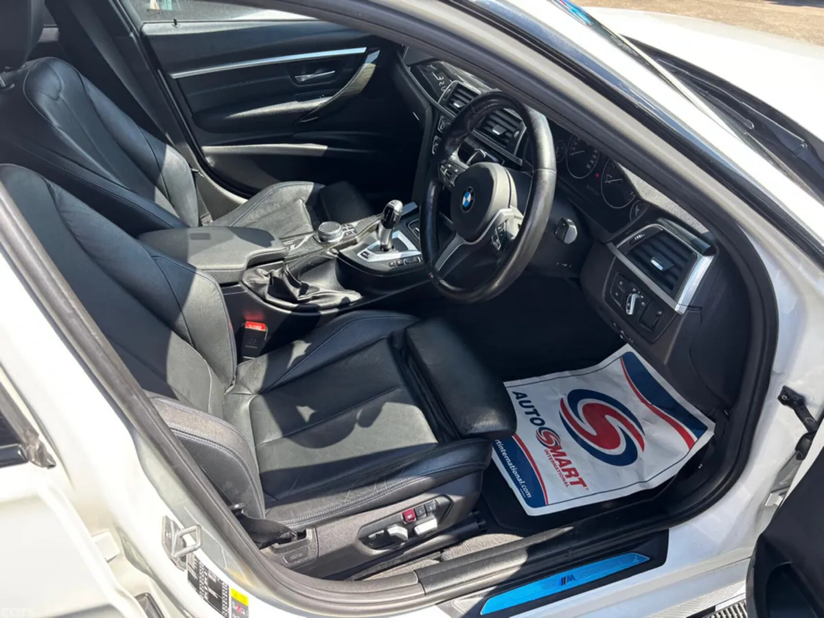 BMW 3-Series Saloon, Petrol Hybrid, 2019, White
