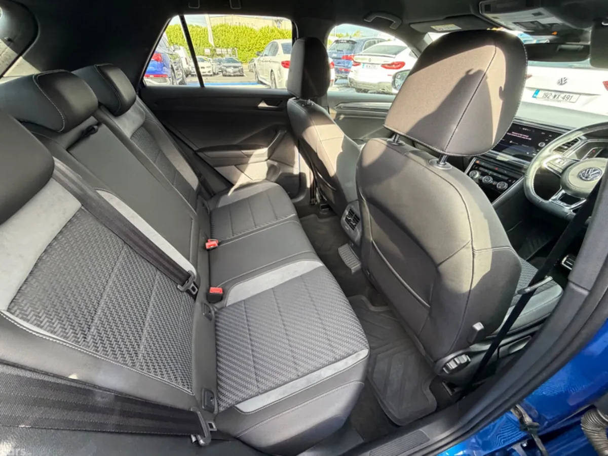 Volkswagen T-Roc SUV, Diesel, 2021, Blue