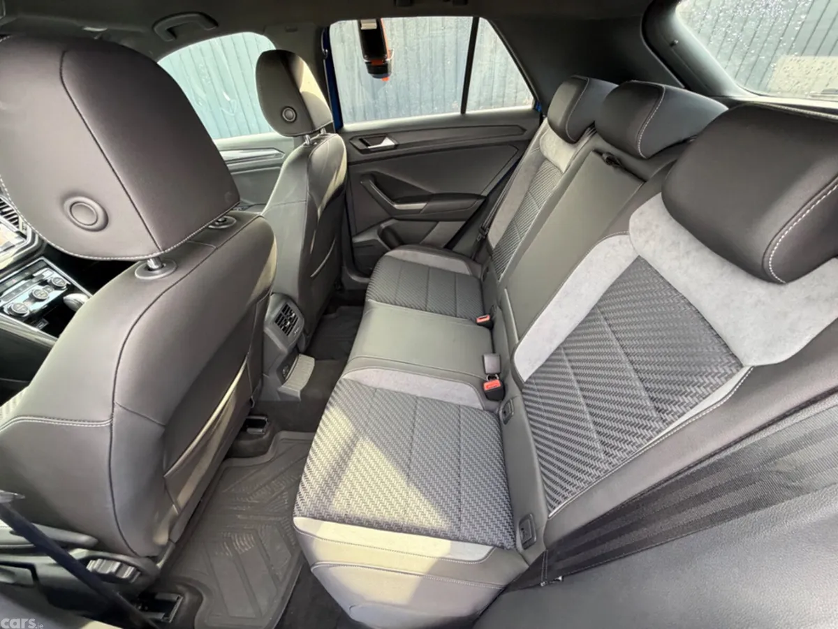 Volkswagen T-Roc SUV, Diesel, 2021, Blue