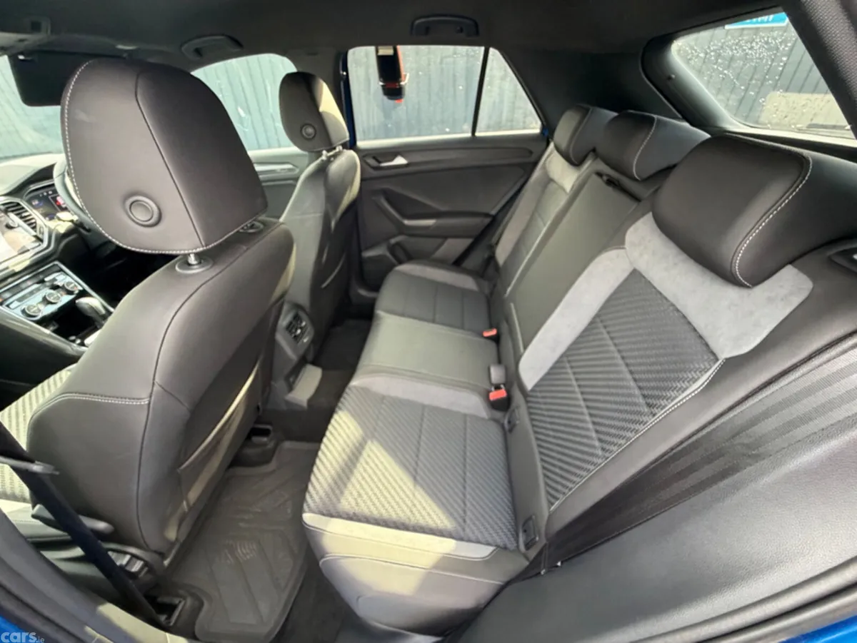 Volkswagen T-Roc SUV, Diesel, 2021, Blue