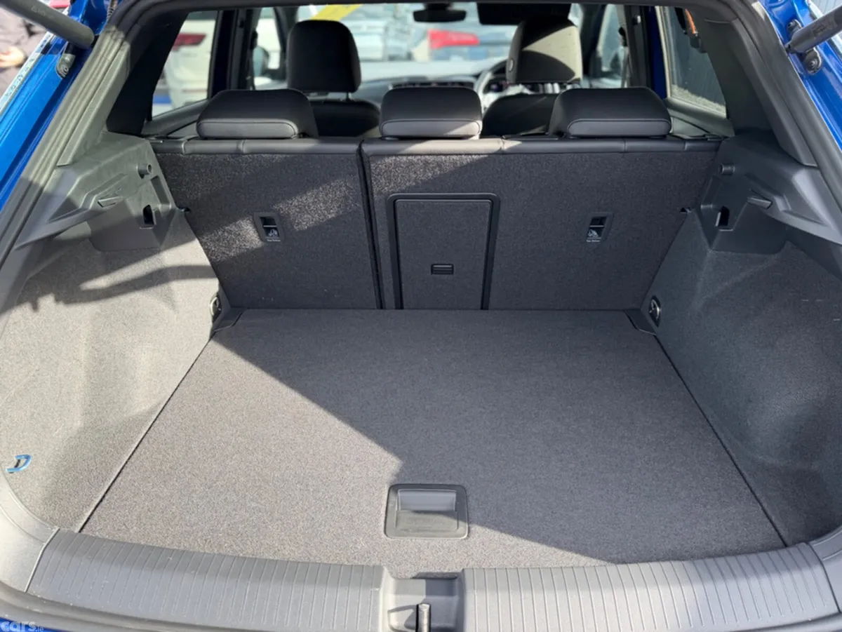 Volkswagen T-Roc SUV, Diesel, 2021, Blue