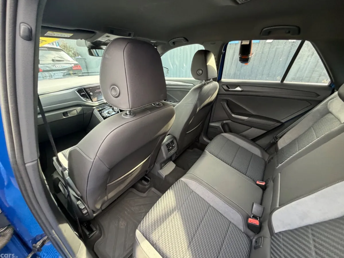 Volkswagen T-Roc SUV, Diesel, 2021, Blue
