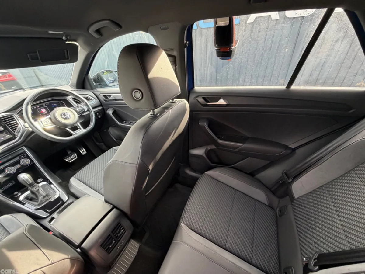 Volkswagen T-Roc SUV, Diesel, 2021, Blue