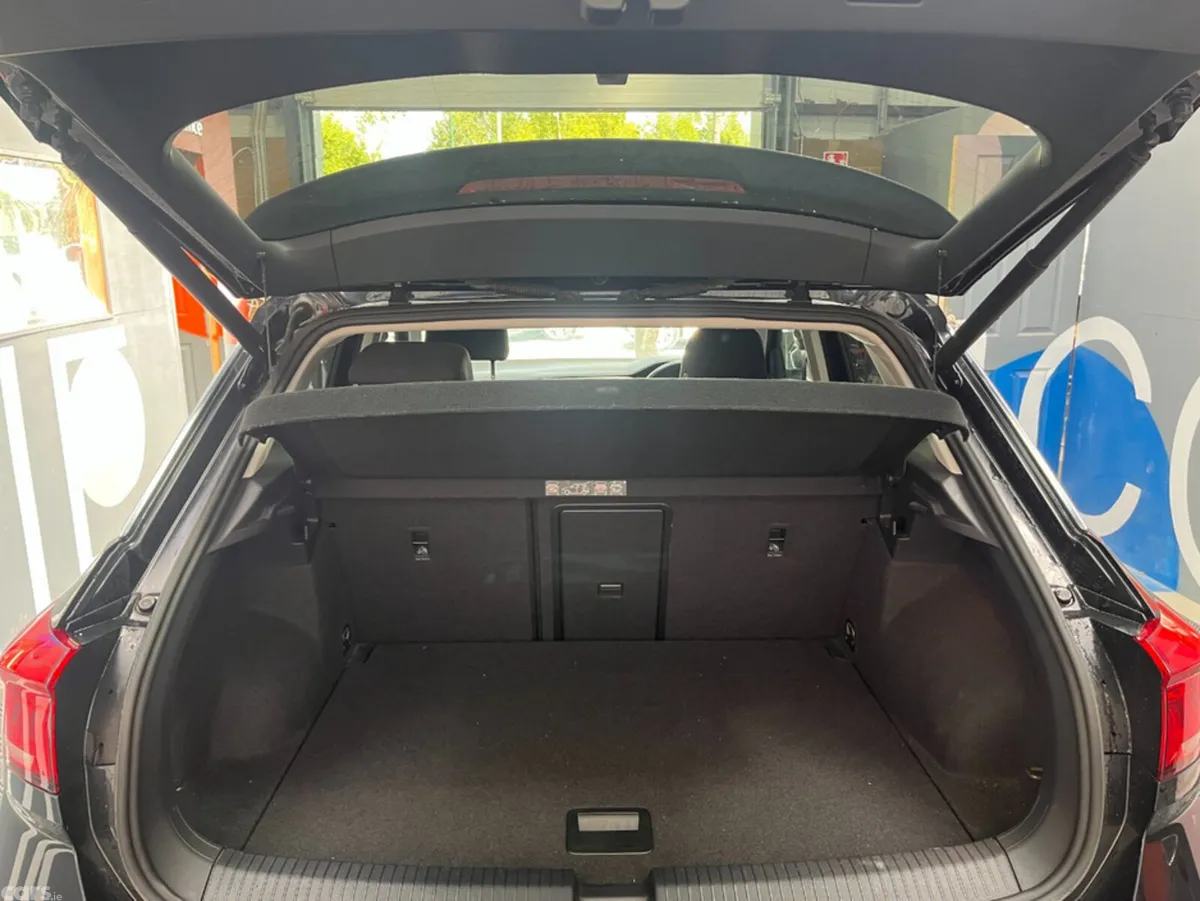 Volkswagen T-Roc SUV, Diesel, 2020, Black