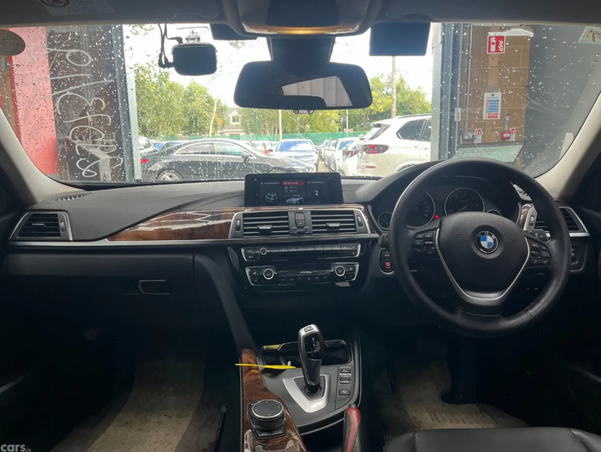 BMW 3-Series Estate, Diesel, 2019, Black