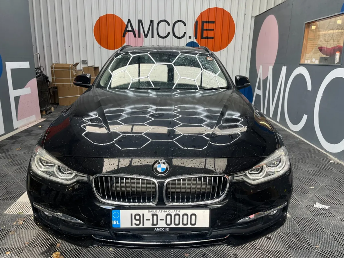 BMW 3-Series Estate, Diesel, 2019, Black
