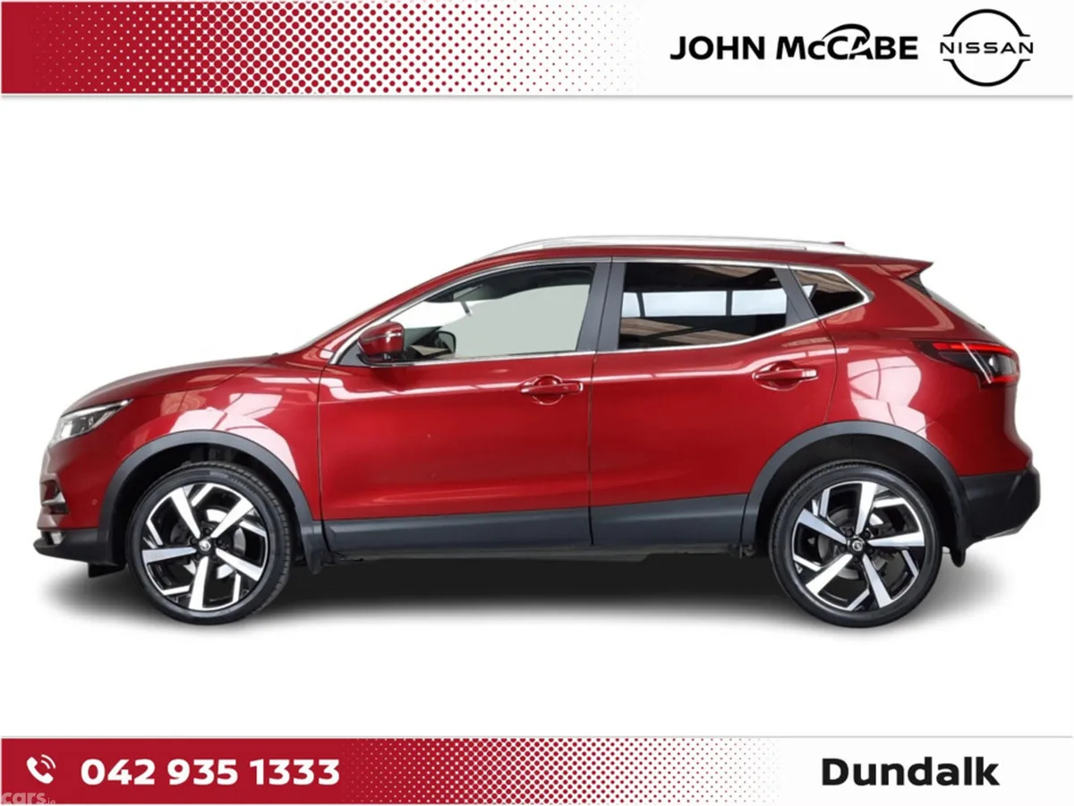 Nissan Qashqai MPV, Petrol, 2020, Red