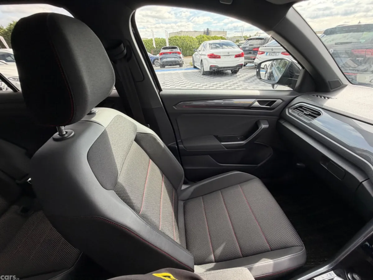 Volkswagen T-Roc SUV, Diesel, 2022, Black